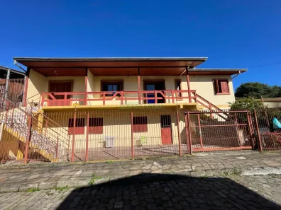 Casa com 6 Quartos à venda, 350m² no Cidade Nova, Caxias do Sul