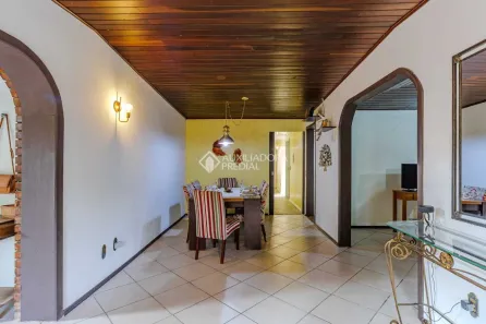 Casa com 3 Quartos à venda, 191m² no Ipanema, Porto Alegre