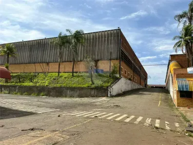 Imóvel Comercial com 1 Quarto para alugar, 11000m² no Vila Rezende, Piracicaba