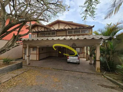 Casa de Condomínio com 5 Quartos para venda ou aluguel, 711m² no Jardim Ipês, Cotia