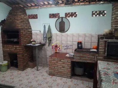 Fazenda/Sítio com 3 Quartos à venda, 255m² no Barreiro, Taubaté