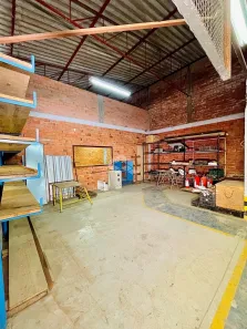 Galpão/Depósito/Armazém à venda, 850m² no Estância Velha, Canoas