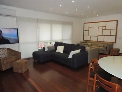 Apartamento com 4 Quartos para alugar, 180m² no Lagoa, Rio de Janeiro
