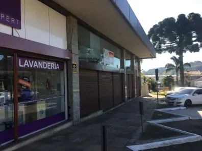 Ponto Comercial para alugar, 250m² no Santa Catarina, Caxias do Sul
