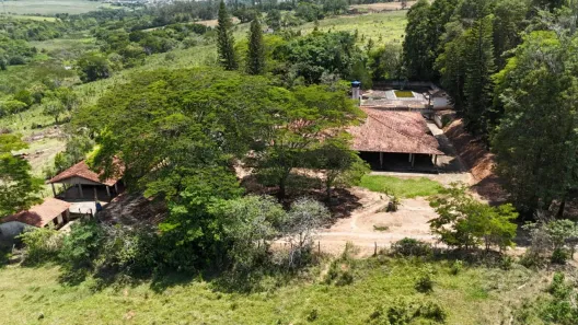 Fazenda/Sítio com 3 Quartos à venda, 150m² no Área Rural de Itapetininga, Itapetininga