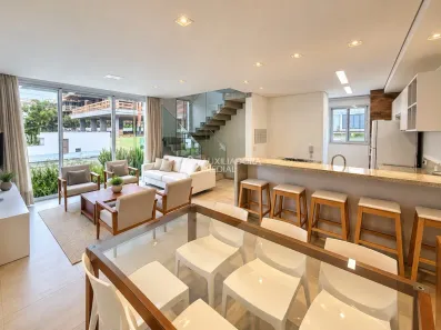 Casa com 3 Quartos para alugar, 181m² no Jurerê, Florianópolis