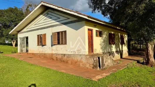 Casa com 3 Quartos para alugar, 160m² no Integração, Passo Fundo