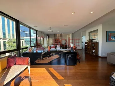 Apartamento com 3 Quartos à venda, 225m² no Itaim Bibi, São Paulo