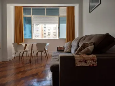 Apartamento com 2 Quartos para alugar, 80m² no Copacabana, Rio de Janeiro