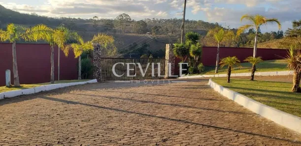 Fazenda/Sítio com 3 Quartos à venda, 250m² no Solar da Lagoa, Nova Lima
