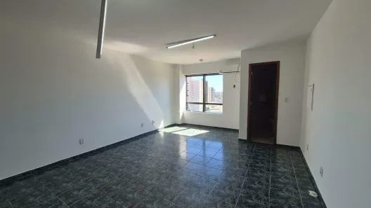 para alugar, 28m² no Centro, Cascavel