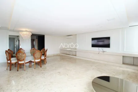 Apartamento com 3 Quartos para alugar, 213m² no Bigorrilho, Curitiba
