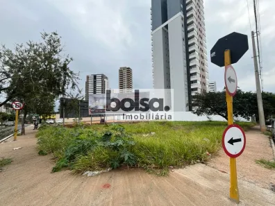 Lote/Terreno para alugar, 900m² no Vila Aviação, Bauru
