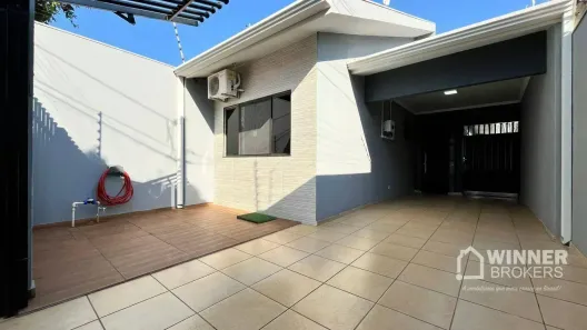 Casa com 3 Quartos à venda, 113m² no Zona 28, Maringá