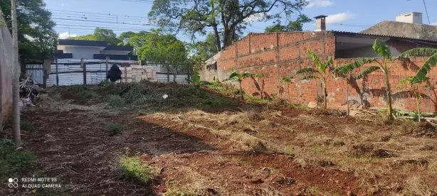 Lote/Terreno à venda, 324m² no Parque Residencial Aeroporto, Maringá