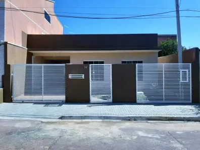 Casa com 3 Quartos à venda, 140m² no Pinheirinho, Curitiba