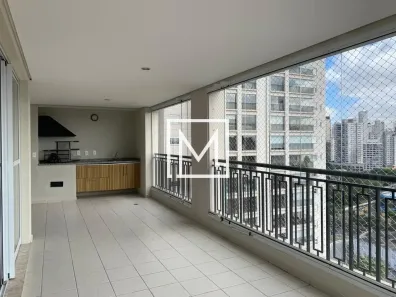 Apartamento com 3 Quartos para alugar, 170m² no Vila Firmiano Pinto, São Paulo