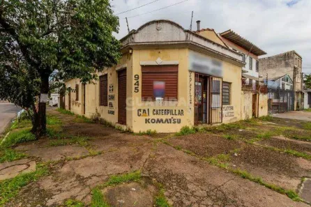 Imóvel Comercial com 7 Quartos para alugar, 252m² no São João, Porto Alegre