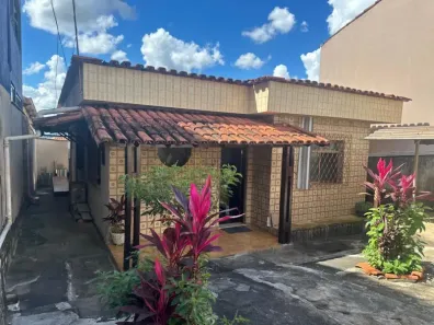 Casa com 3 Quartos à venda, 400m² no Novo Progresso, Contagem