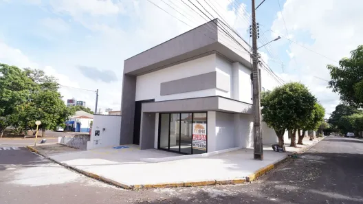 Imóvel Comercial à venda, 185m² no Vila Comercial, Presidente Prudente