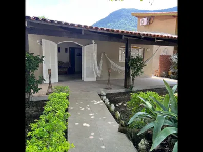 Casa com 2 Quartos à venda, 76m² no Maresias, São Sebastião