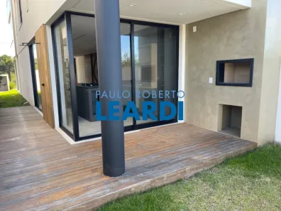 Casa com 3 Quartos à venda, 170m² no Campeche, Florianópolis