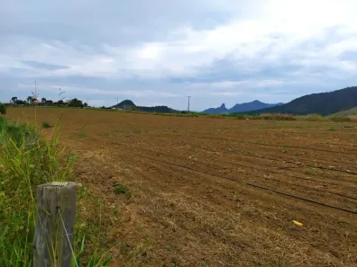 Lote/Terreno à venda, 200000m² no Serra Centro, Serra