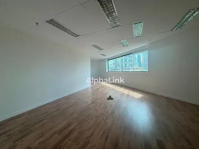 Sala Comercial para alugar, 59m² no Dezoito do Forte Empresarial/Alphaville., Barueri