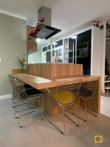 Casa com 3 Quartos à venda, 365m² no Agronômica, Florianópolis