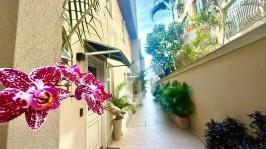 Casa de Condomínio com 2 Quartos à venda, 132m² no São Francisco, Niterói