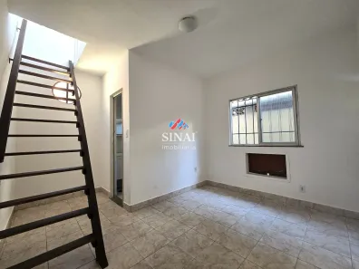 Casa com 1 Quarto para alugar, 112m² no Brás de Pina, Rio de Janeiro