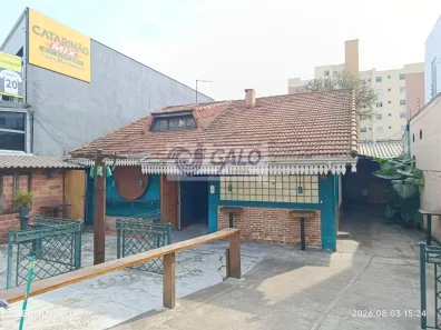 Imóvel Comercial para alugar, 222m² no Água Verde, Curitiba