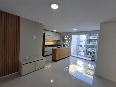 Apartamento com 2 Quartos para alugar, 73m² no Setor Bueno, Goiânia