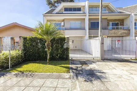Sobrado com 3 Quartos à venda, 161m² no Santa Felicidade, Curitiba