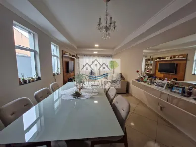 Sobrado com 3 Quartos à venda, 210m² no Vila São Vicente, São Paulo