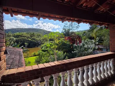 Casa com 3 Quartos à venda, 300m² no Caraguatá, Mairiporã