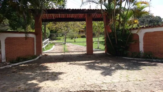 Fazenda/Sítio com 2 Quartos à venda, 450m² no Centro, Nazaré Paulista