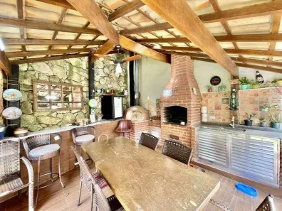 Casa de Condomínio com 3 Quartos à venda, 183m² no Chácara Santa Lúcia, Carapicuíba