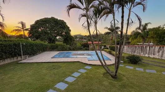 Sobrado com 5 Quartos à venda, 752m² no Jardim Costao, Santa Branca