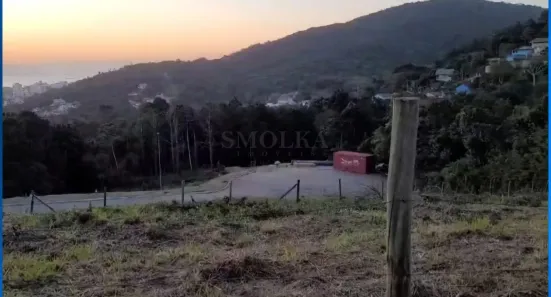 Lote/Terreno com 1 Quarto à venda, 486m² no Itacorubi, Florianópolis
