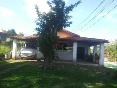 Fazenda/Sítio com 2 Quartos à venda, 200m² no Parque Imperial, Jacareí