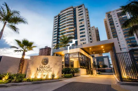Apartamento com 4 Quartos para venda ou aluguel, 346m² no Fátima, Teresina