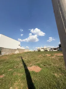 Lote/Terreno à venda, 306m² no Jardins Porto, Senador Canedo