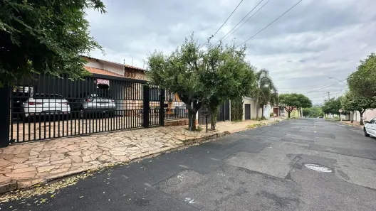 Casa com 3 Quartos à venda, 171m² no Jardim Simões, São José do Rio Preto