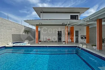 Casa com 4 Quartos à venda, 289m² no , Peruíbe