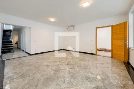 Casa com 5 Quartos à venda, 300m² no Vila Monumento, São Paulo