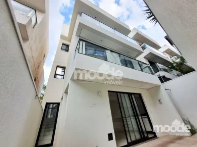 Casa de Condomínio com 4 Quartos para alugar, 212m² no Parque Rincão, Cotia