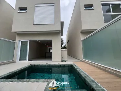 Casa de Condomínio com 3 Quartos para venda ou aluguel, 145m² no Bairro de Juquehy, São Sebastião