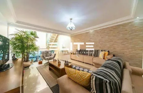 Sobrado com 4 Quartos à venda, 233m² no Vila Assunção, Santo André