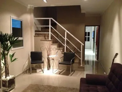 Sobrado com 3 Quartos à venda, 125m² no Jardim Alvorada, São José dos Campos